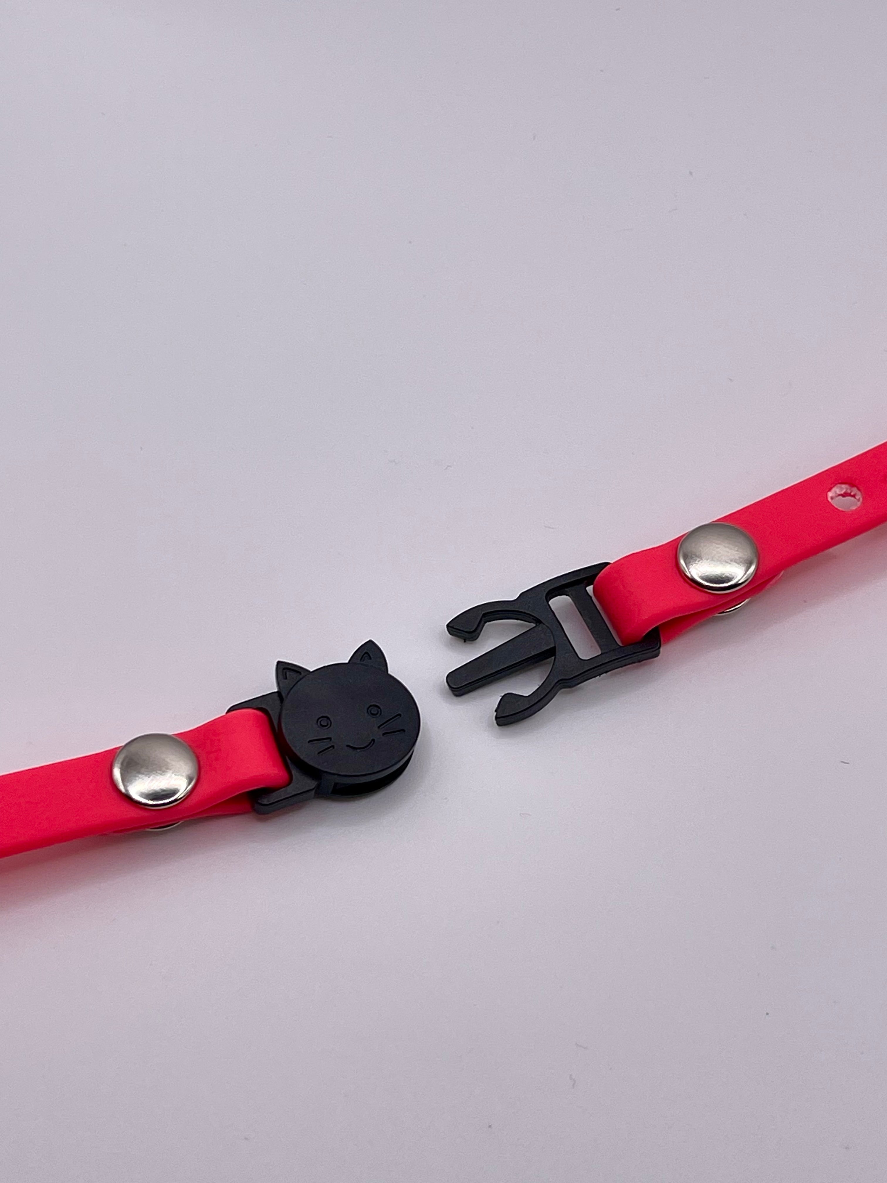 Collier anti-étranglement pour chat